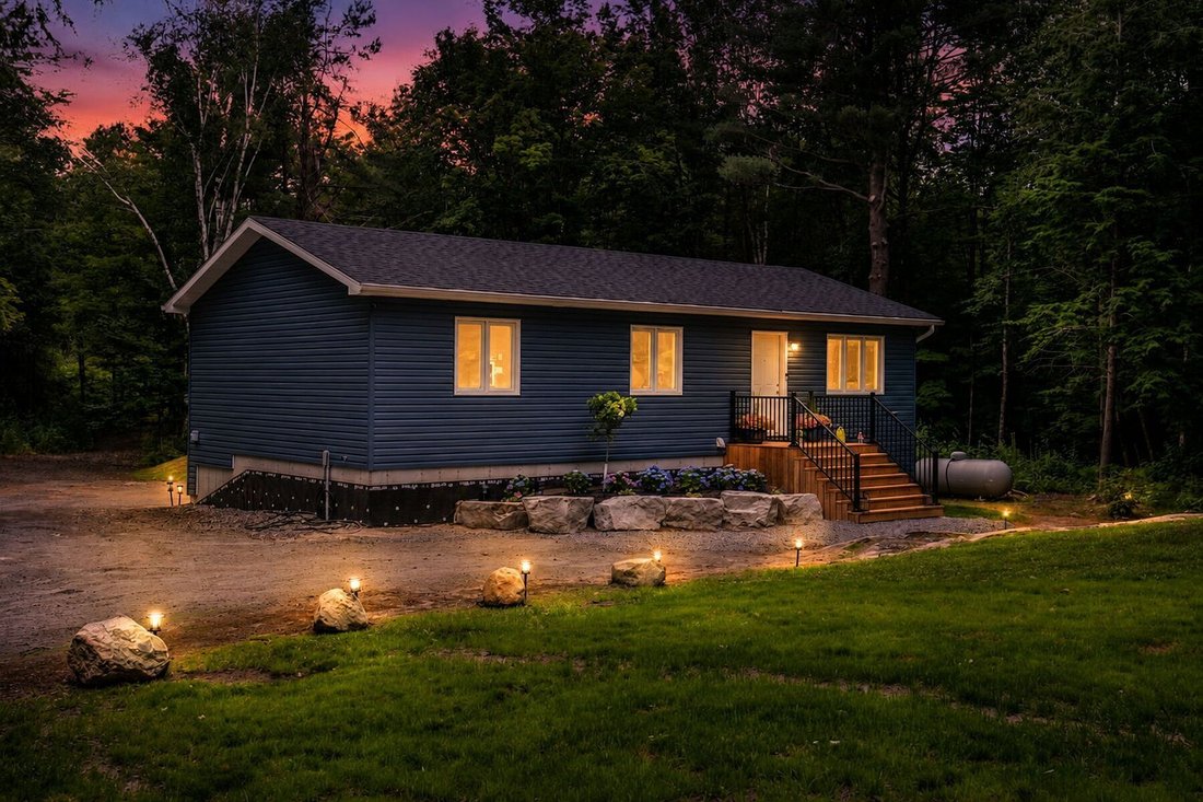 House in Muskoka Lakes, Ontario, Canada 1 - 18470780