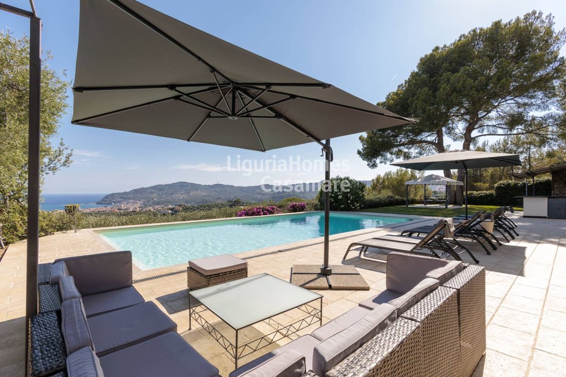 Villa in Diano Castello, Liguria, Italy 2 - 18469572