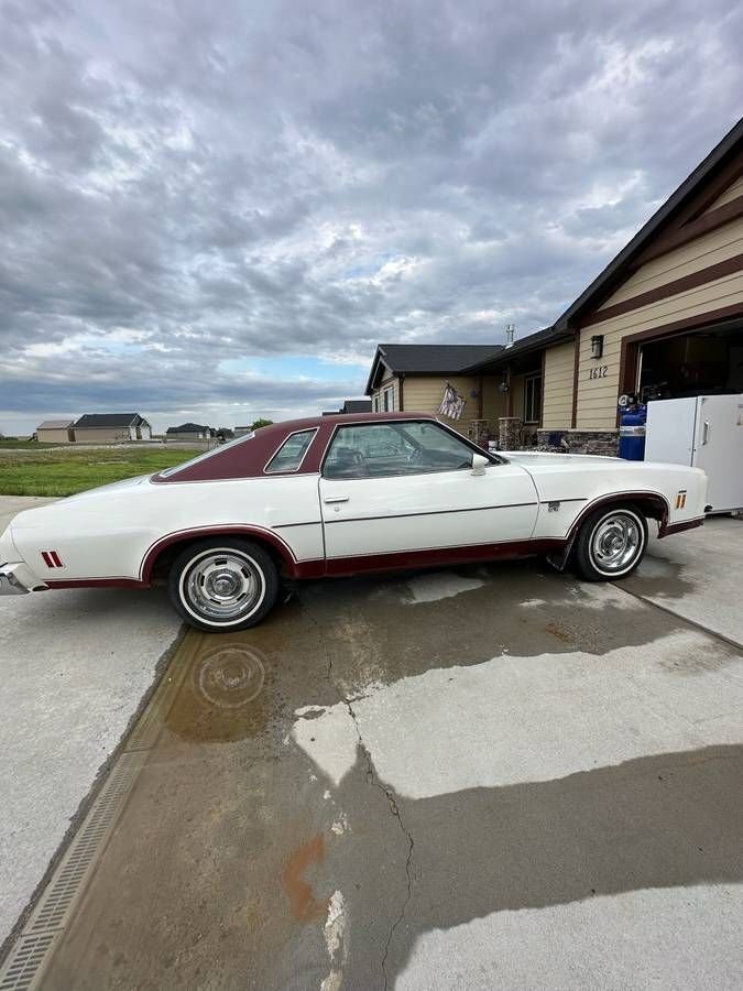 Coupe in Glendale, United States 4 - 18465853
