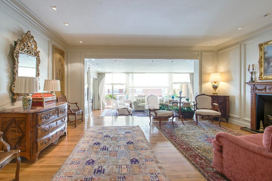 Apartment in Sarrià-Sant Gervasi, Barcelona, Spain 1 - 18462645