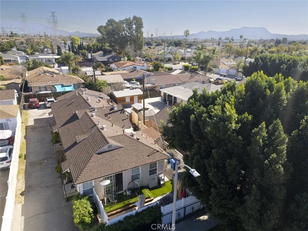 Los Angeles, California, United States 2 - 18463094