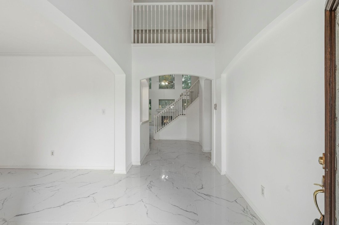 House in Sugar Land, Texas, United States 2 - 18456056