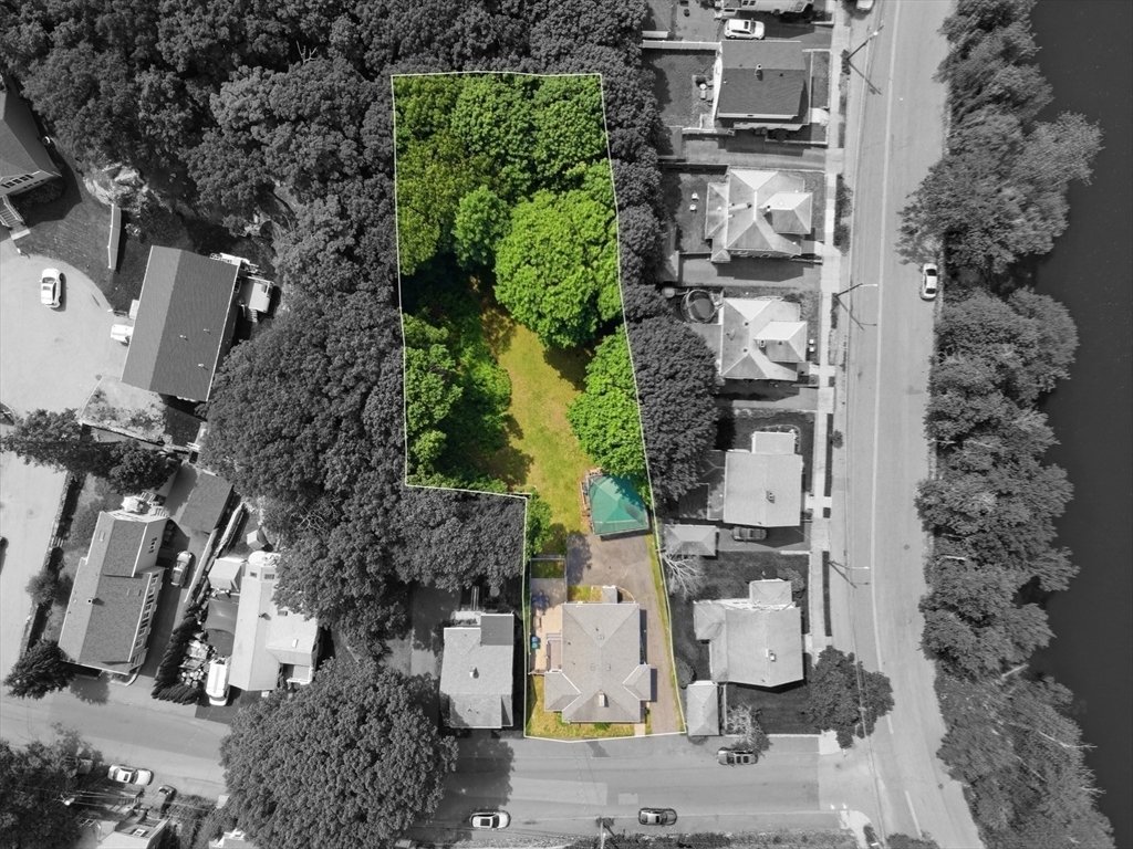 House in Lynn, Massachusetts, United States 2 - 18190636