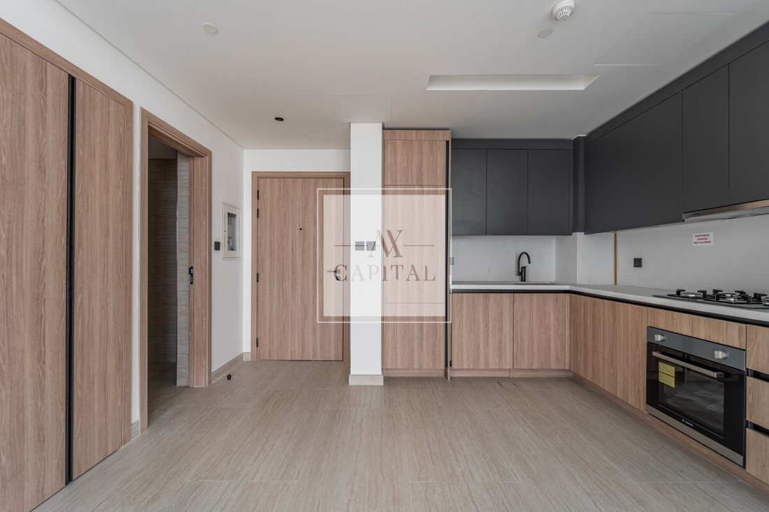 Apartment in Umm Suqeim, Dubai, United Arab Emirates 2 - 18470901