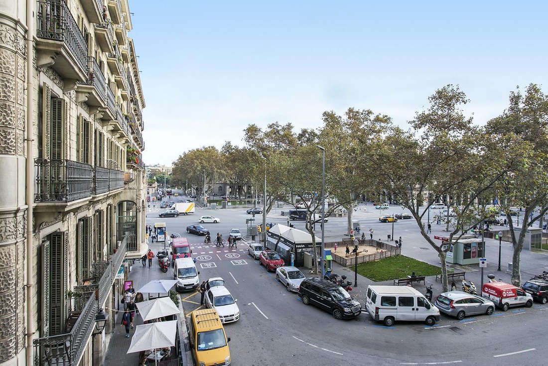 Apartment in Ciutat Vella, Barcelona, Spain 3 - 18455740