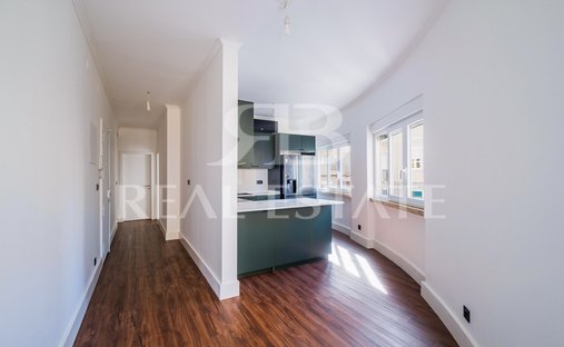 Apartment in Campo de Ourique, Lisbon, Portugal 1