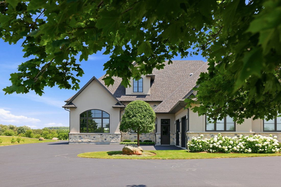 House in Wellesley, Ontario, Canada 3 - 18457225