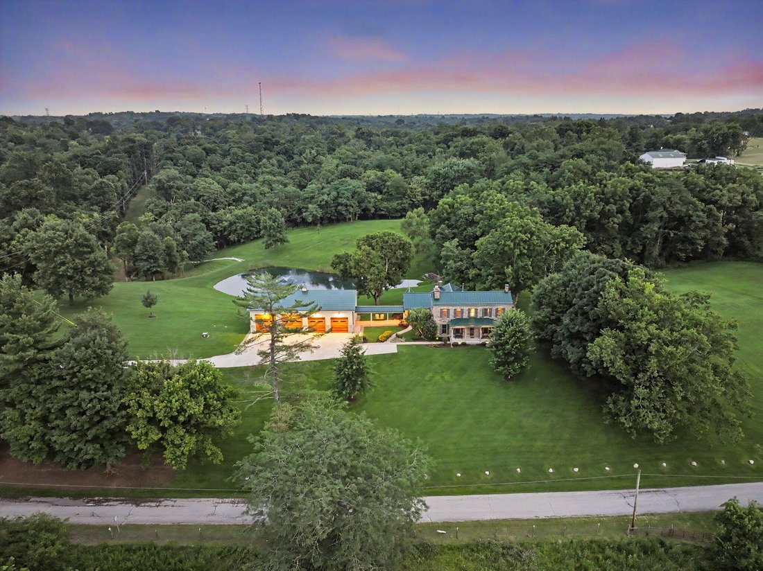Farm Ranch in Petersburg, Kentucky, United States 5 - 18466412