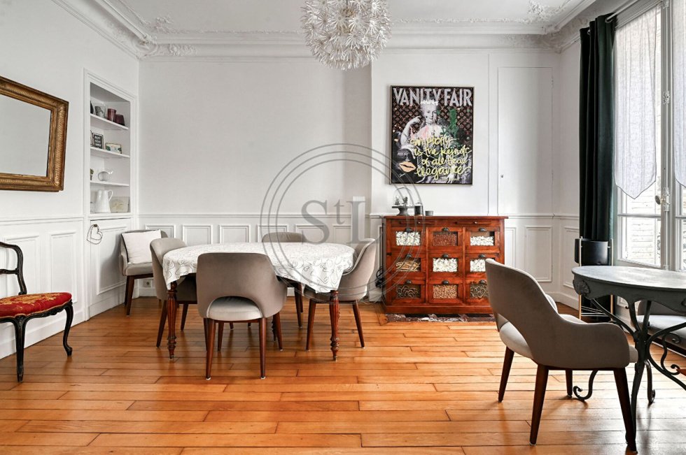 Apartment in Domaine National du Château, Versailles, France 5 - 18469312