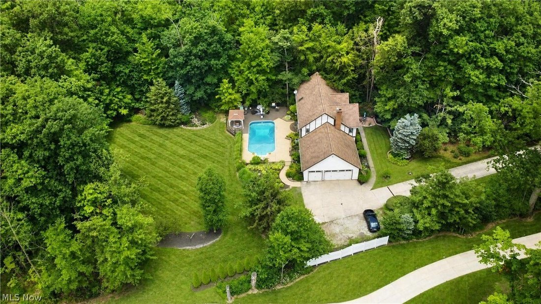 House in Kirtland Hills, Ohio, United States 3 - 18458910
