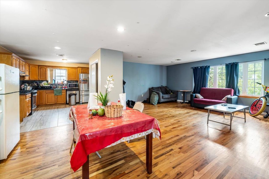 Apartment in Hillside, New Jersey, United States 3 - 18468948
