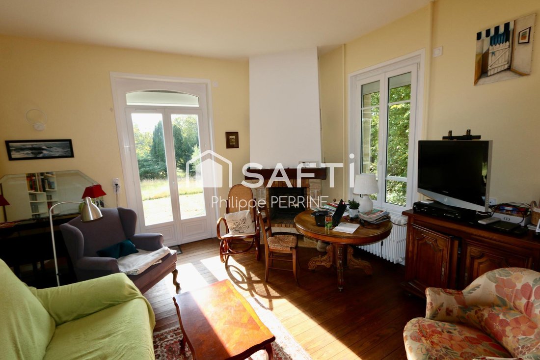 House in Douvres-la-Delivrande, Normandy, France 4 - 18468797