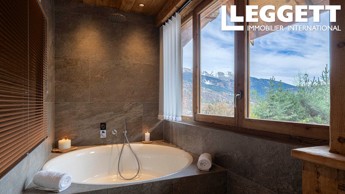Chalet in La Salle-les-Alpes, Provence-Alpes-Côte d'Azur, France 4 - 18458947