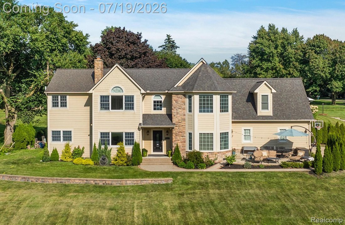 House in Pontiac, Michigan, United States 1 - 18468045