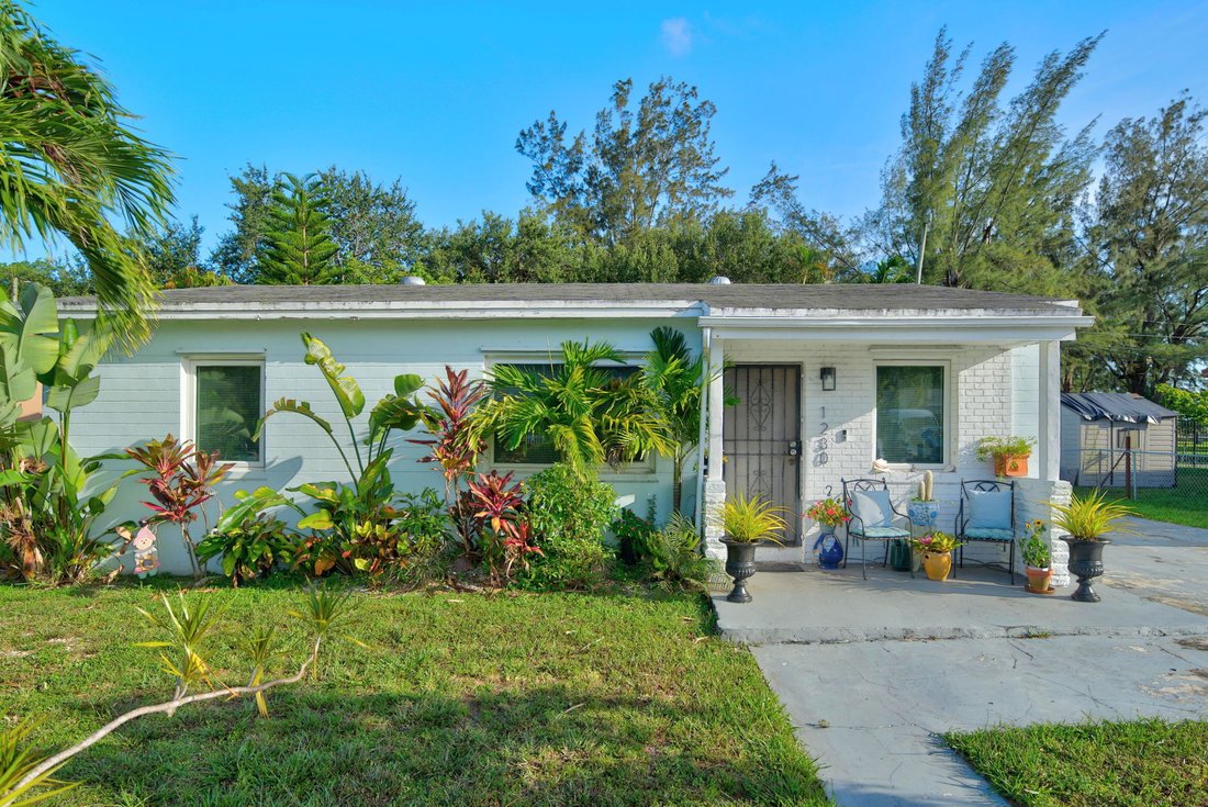 House in Miami, Florida, United States 3 - 18458161