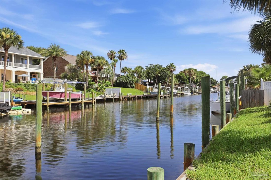 House in Gulf Breeze, Florida, United States 2 - 18460125