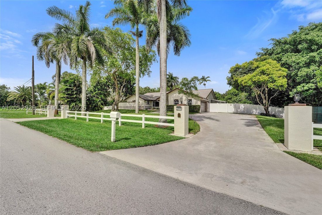 House in Davie, Florida, United States 3 - 18468378