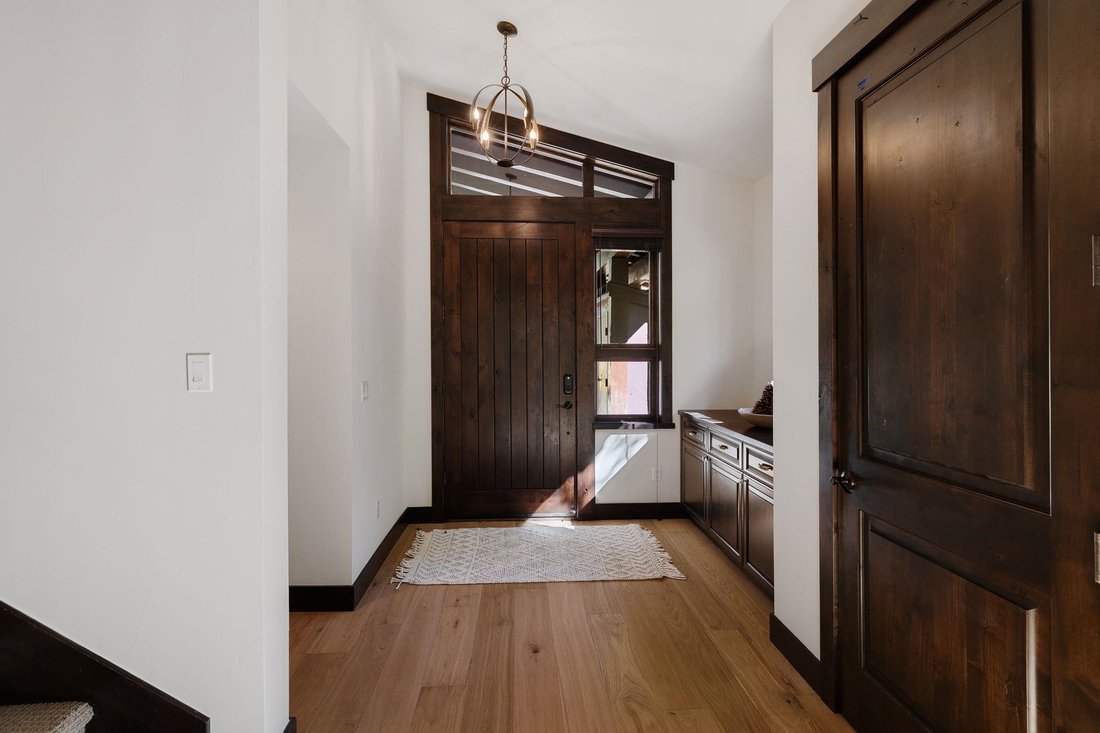 House in Truckee, California, United States 5 - 17990882