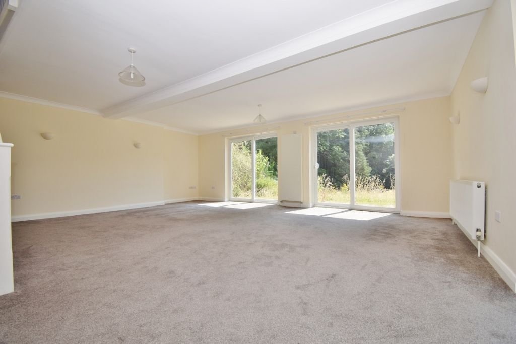 House in Woodridings, Harrow, England 3 - 18455634