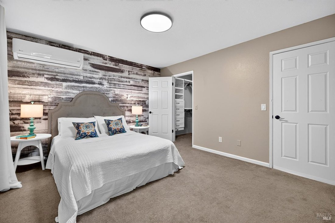 House in Rohnert Park, California, United States 5 - 18465178