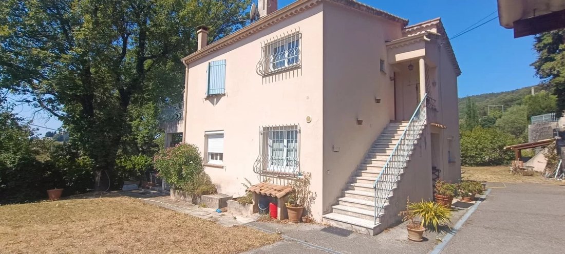 Villa in France 2 - 18470905