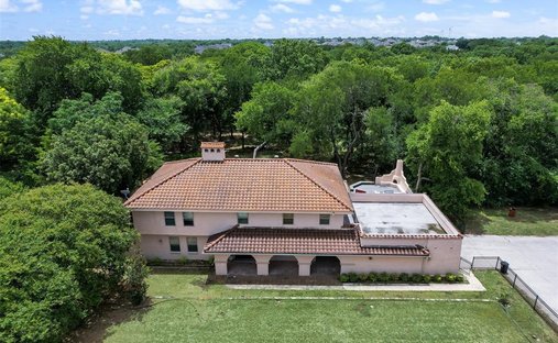 House in Midlothian, Texas, United States 1