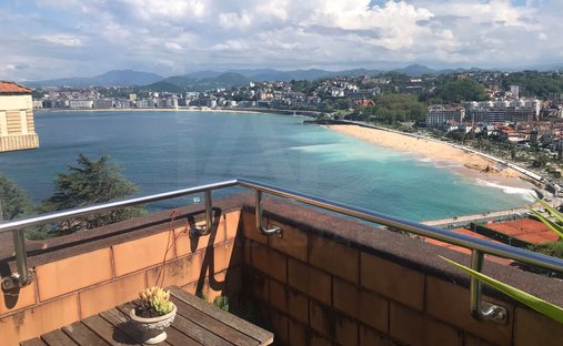 Apartment in Mendebaldea, Donostia-San Sebastian, Spain 1