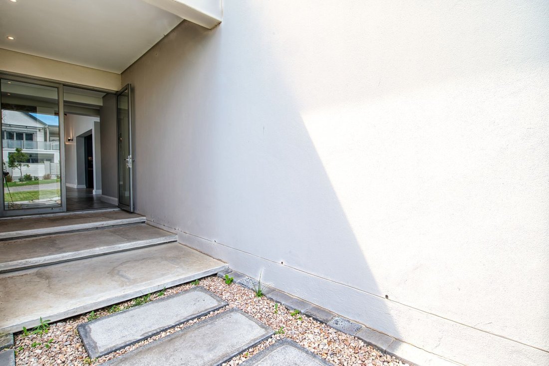 House in George, Western Cape, South Africa 2 - 18456350