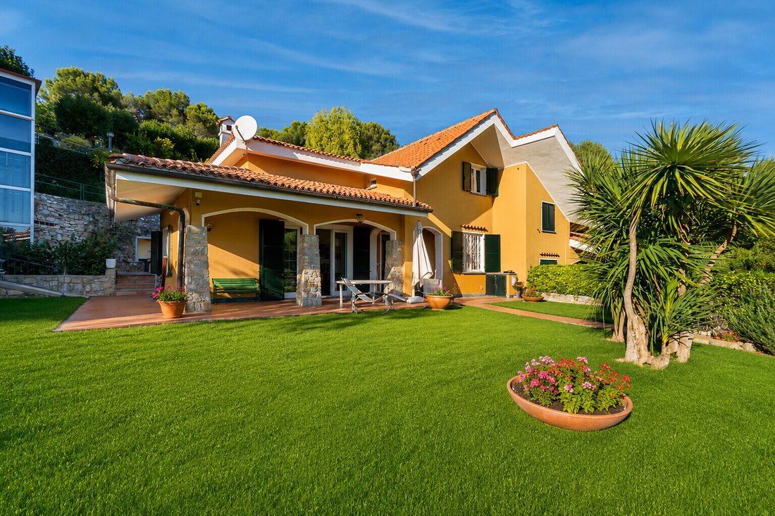 Villa in Pinamare, Andora, Liguria 1 - 17744918