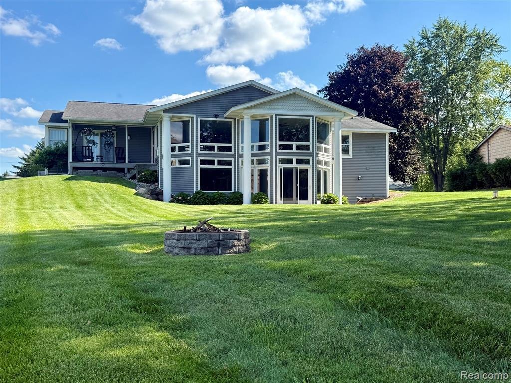 House in Lapeer, Michigan, United States 2 - 18316382