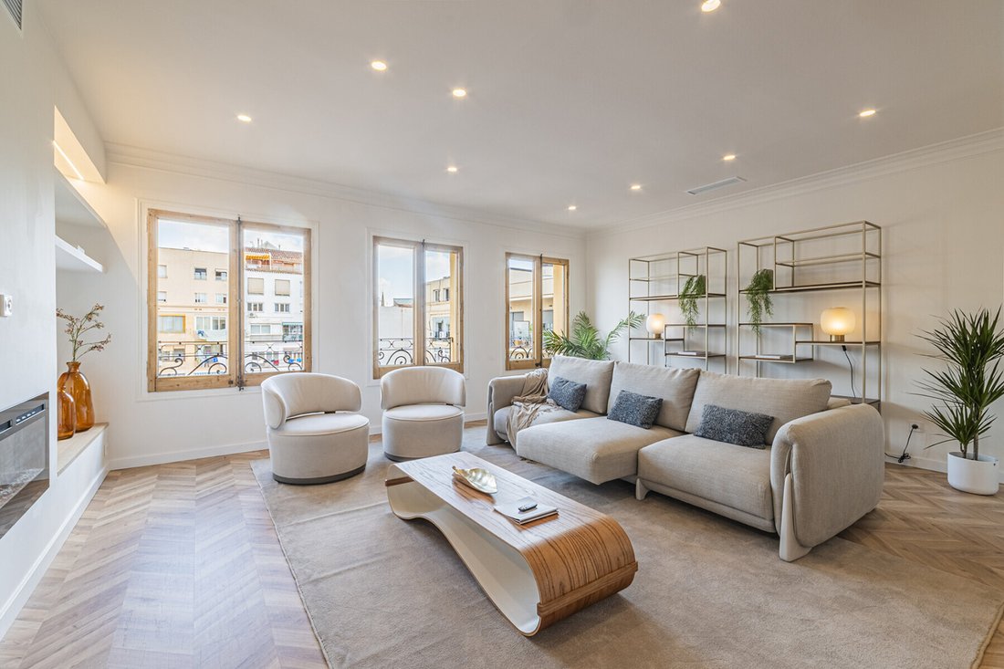 Apartment in Eixample, Barcelona, Spain 1 - 18472211