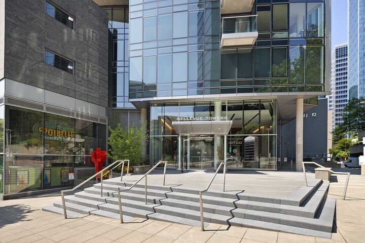 Condo in Bellevue, Washington, United States 1 - 18465129