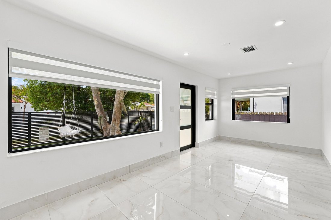 House in Miami, Florida, United States 3 - 18465632