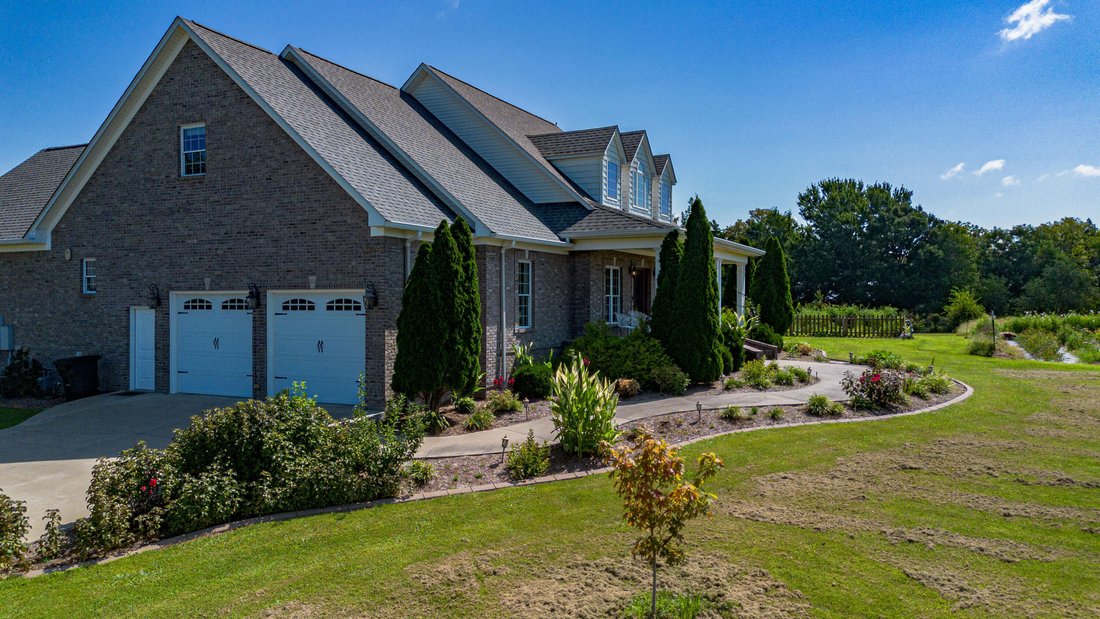 House in Mayfield, Kentucky, United States 4 - 18462528