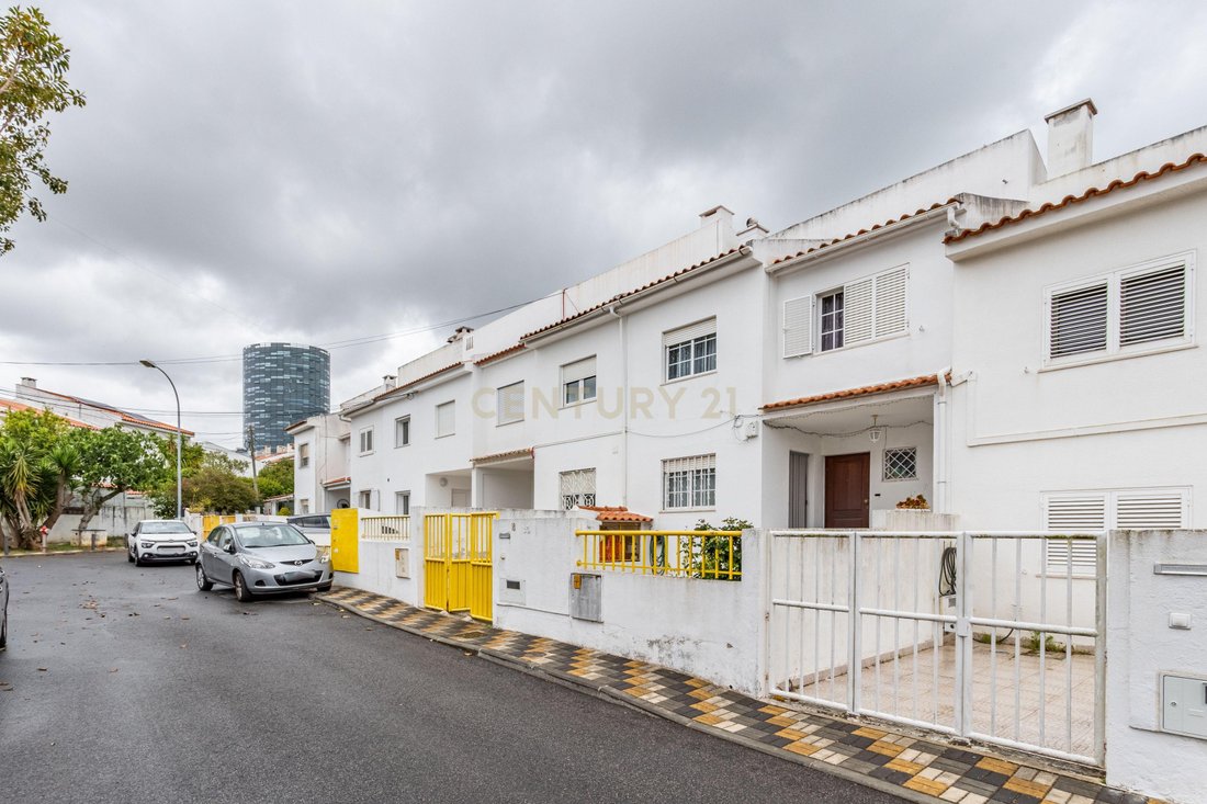 Villa in Oeiras e Sao Juliao da Barra, Paco de Arcos e Caxias, Lisbon, Portugal 3 - 18466769