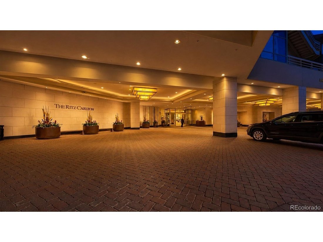 Condo in Denver, Colorado, United States 3 - 18458955