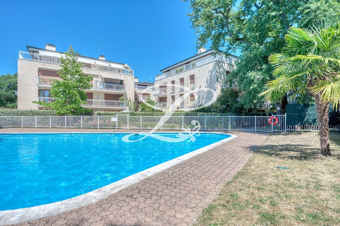 Apartment in Napoleon, Maisons-Laffitte, France 1 - 18468109