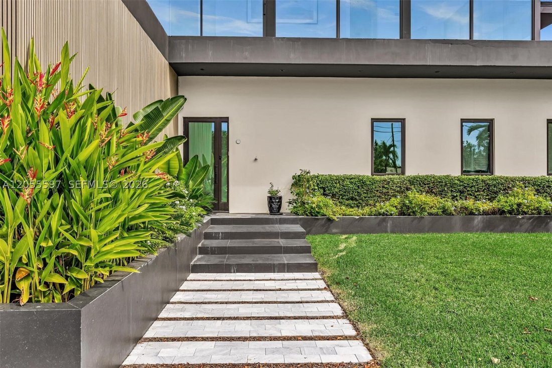 House in North Miami Beach, Florida, United States 4 - 18459396