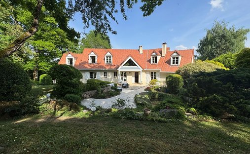 House in Thoiry, Ile-de-France, France 1