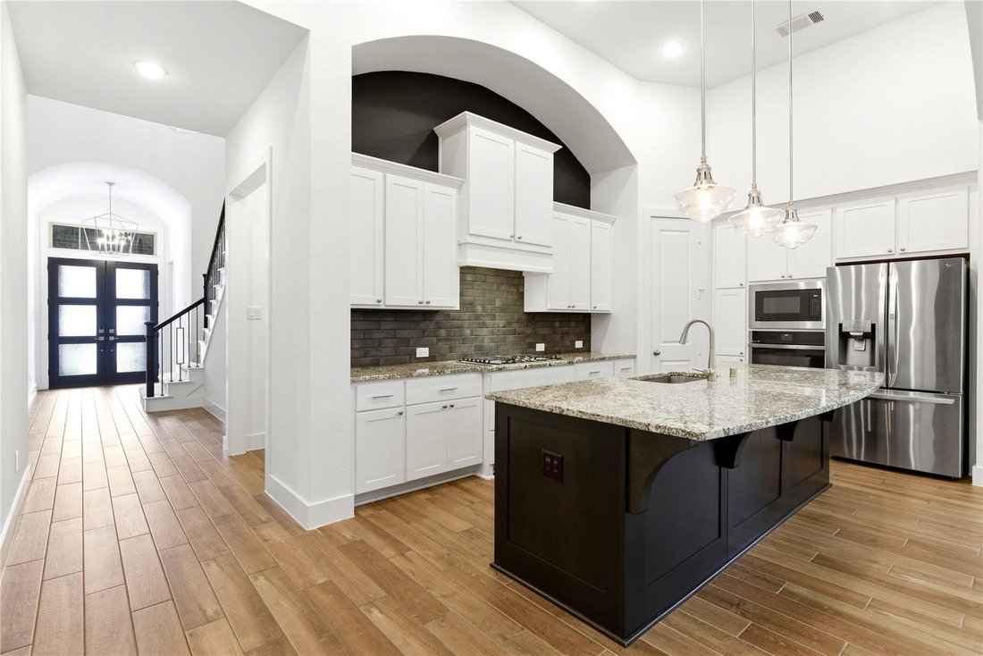 House in Montgomery, Texas, United States 4 - 18459888