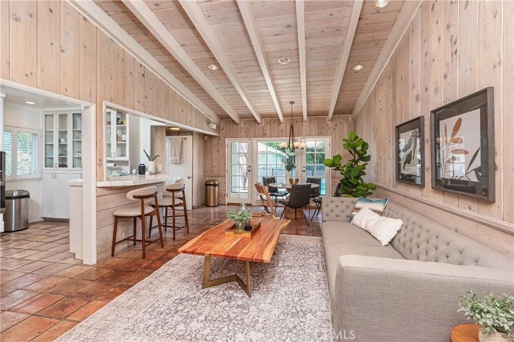 House in Burbank, California, United States 3 - 18459044