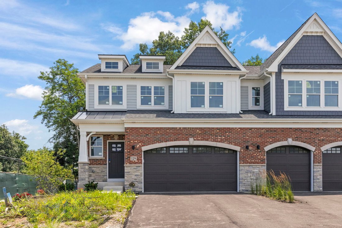 Townhouse in Glen Ellyn, Illinois, United States 1 - 18463969