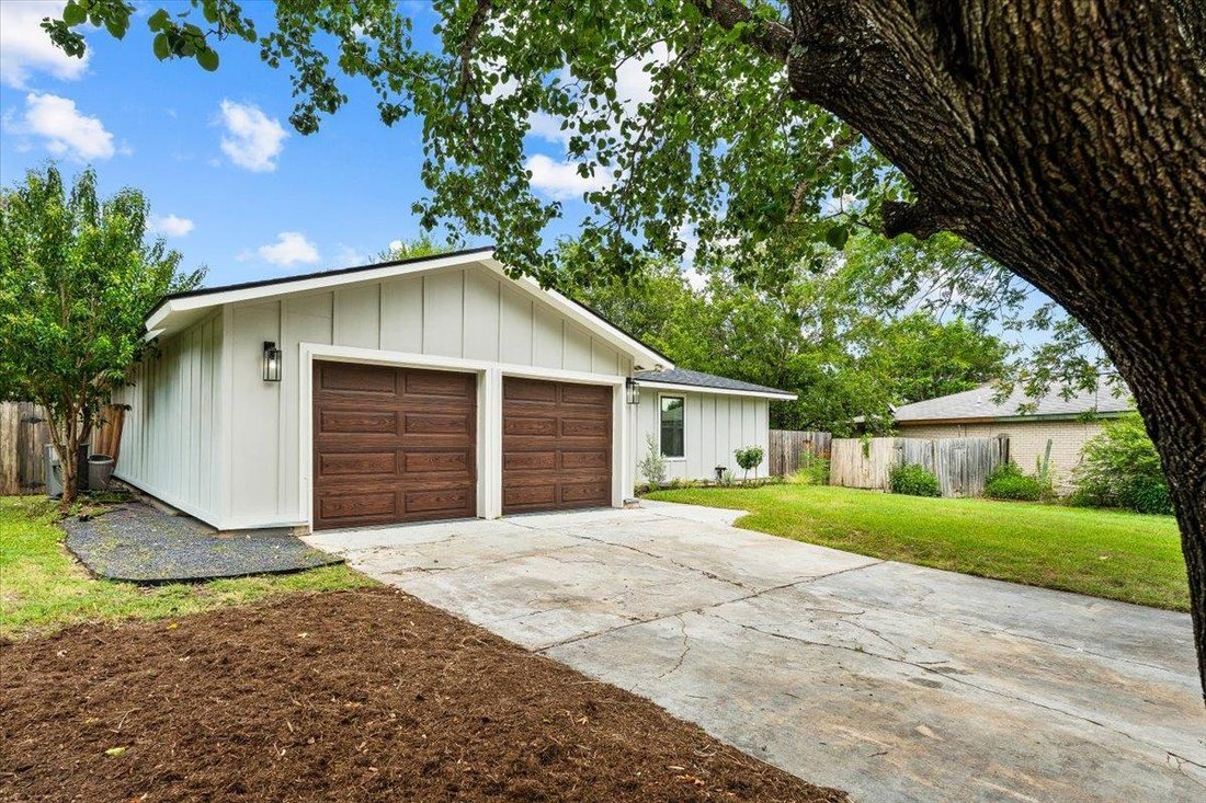 House in Austin, Texas, United States 2 - 18459471