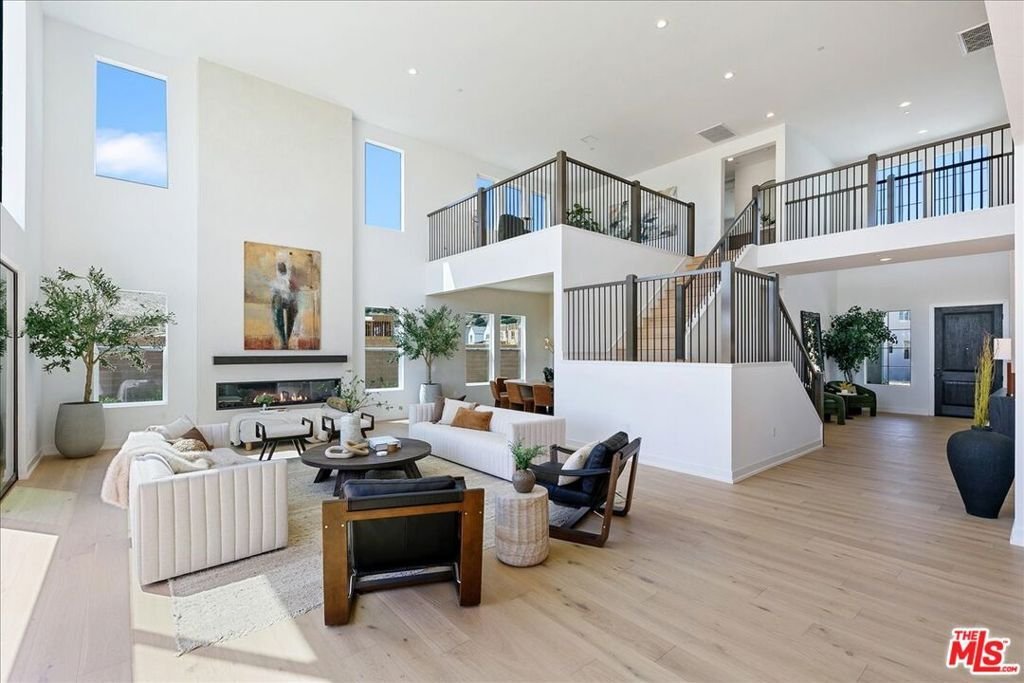 House in Los Angeles, California, United States 3 - 18462436