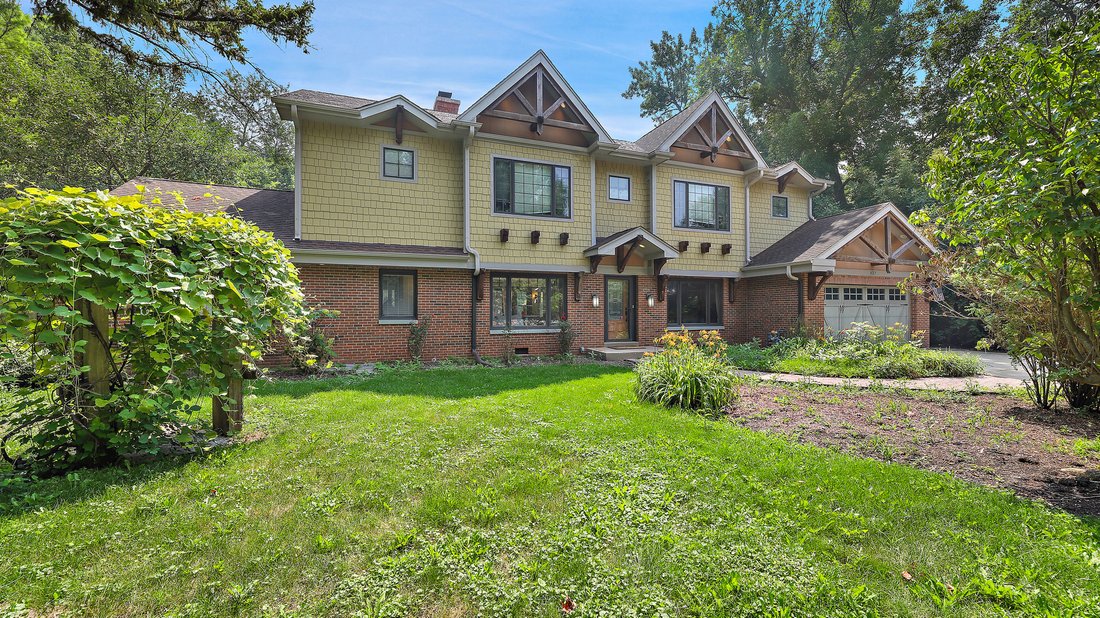 House in Arlington Heights, Illinois, United States 2 - 18363112
