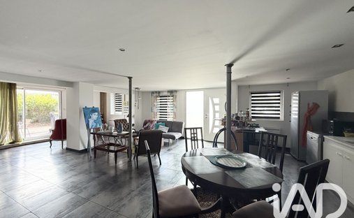 Casa a Sud Ouest, Vaux-le-Pénil, Francia 1