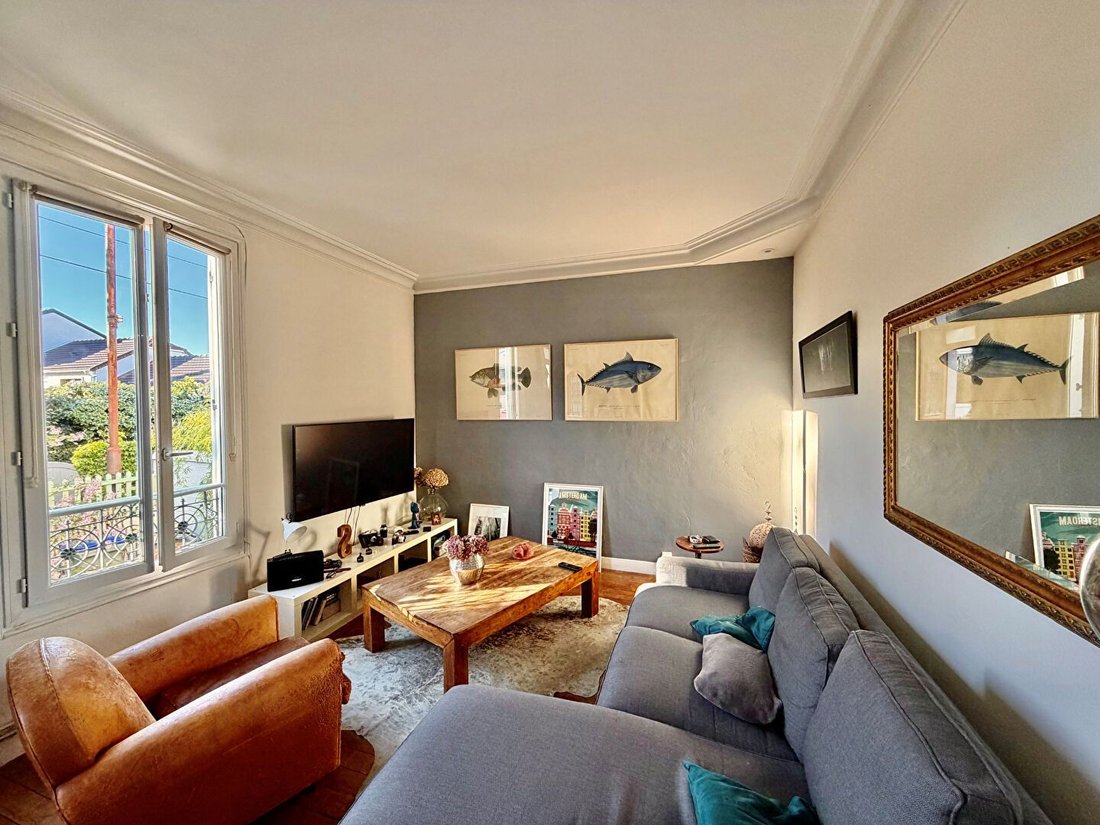 House in Bois-Colombes, Ile-de-France, France 3 - 18456874