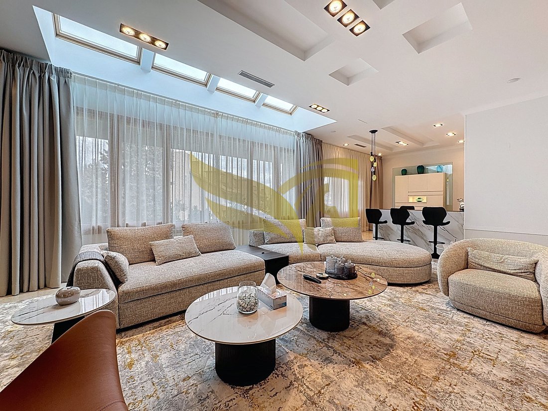 Apartment in Pozuelo de Alarcon, Comunidad de Madrid, Spain 4 - 18463767