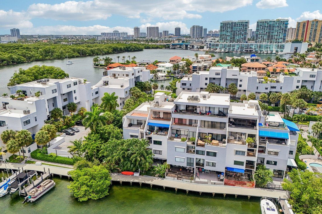 Condo in Golden Beach, Florida, United States 1 - 18456151