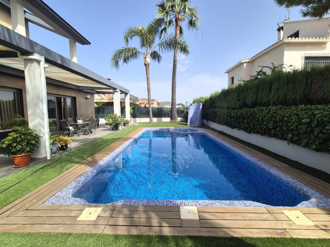 Villa in Gandia, Valencian Community, Spain 2 - 18461401